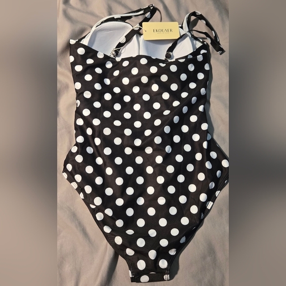Ekouaer Women's One Piece Swimsuit #513 - Picture 3 of 11